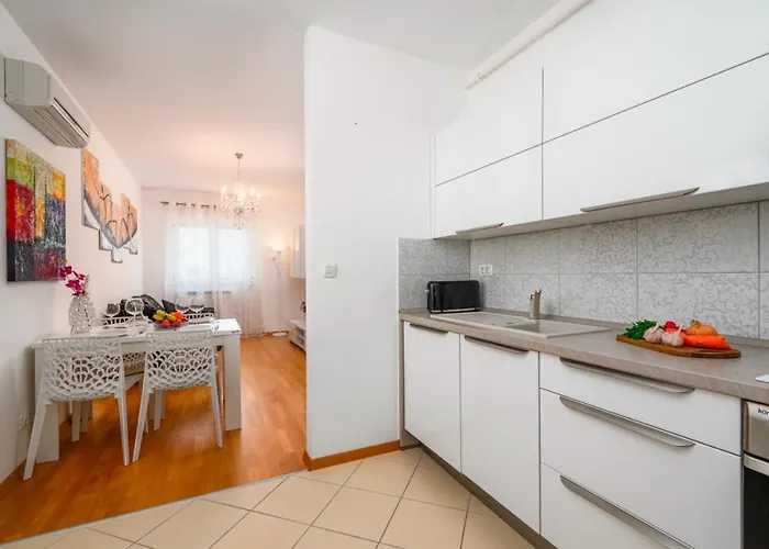 Daire Aureo Center *