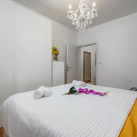 Aureo Center Apartament