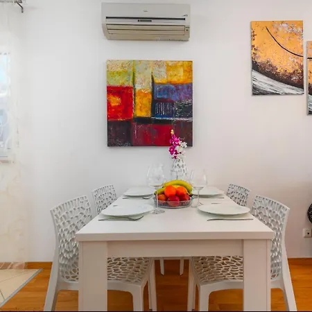 Aureo Center Appartamento Pola