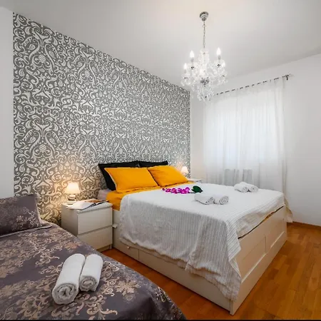 Apartament Aureo Center *